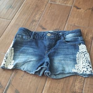 Girls size 12 mudd shorts